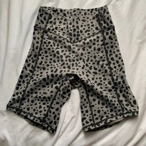 Balance athletica leopard biker shorts